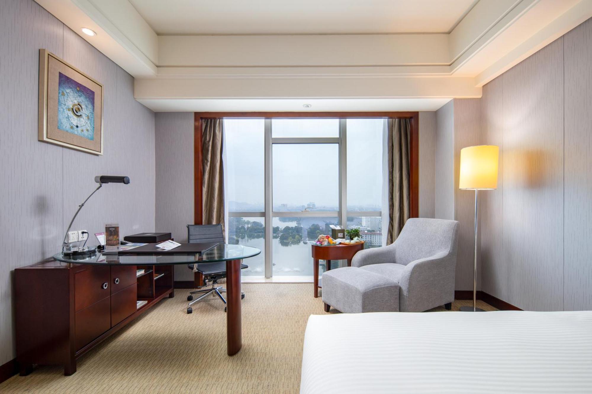 Haiwaihai Crown Hotel Ma'Anshan Exterior photo