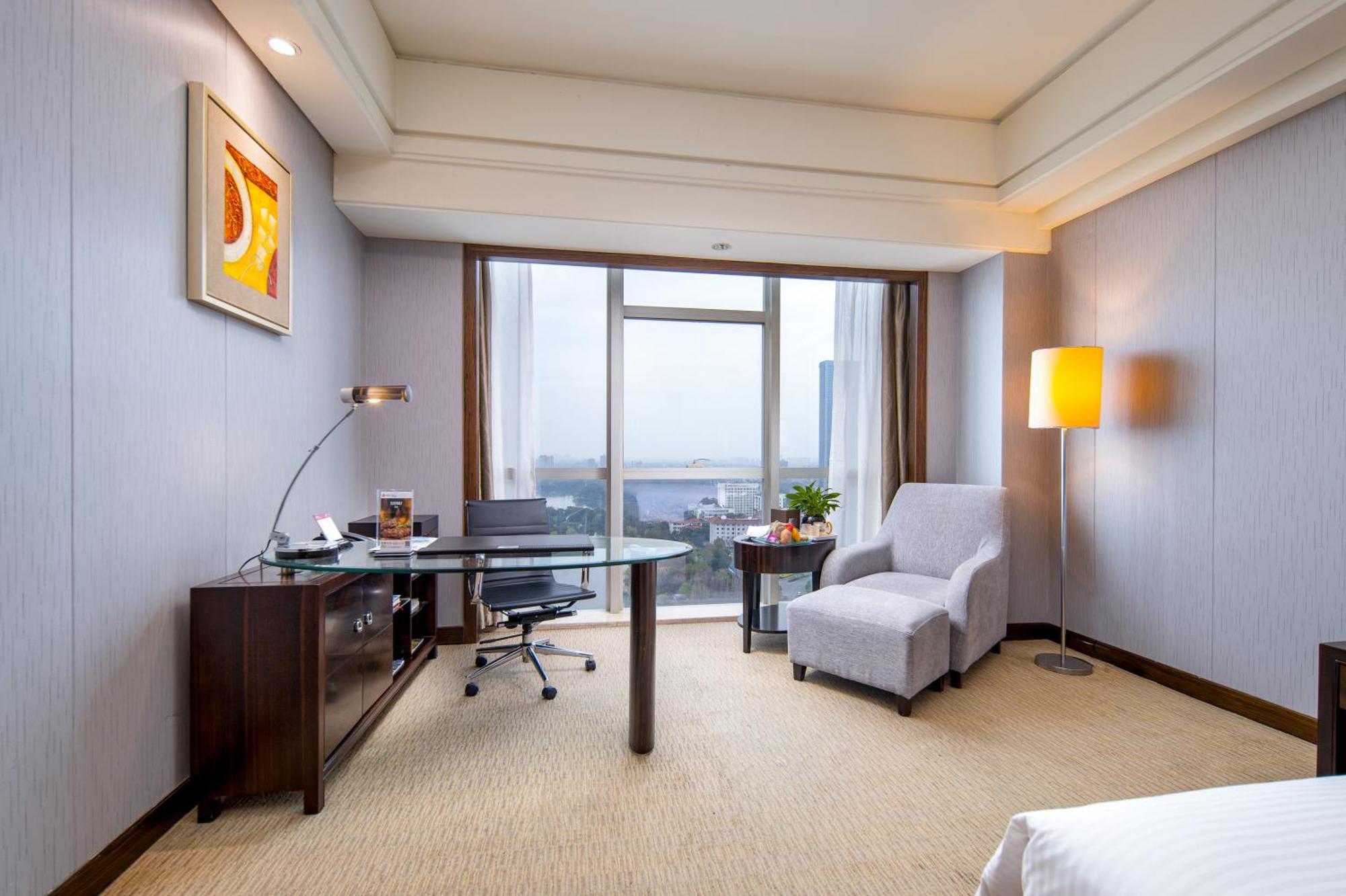 Haiwaihai Crown Hotel Ma'Anshan Exterior photo