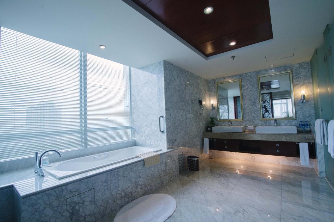 Haiwaihai Crown Hotel Ma'Anshan Exterior photo