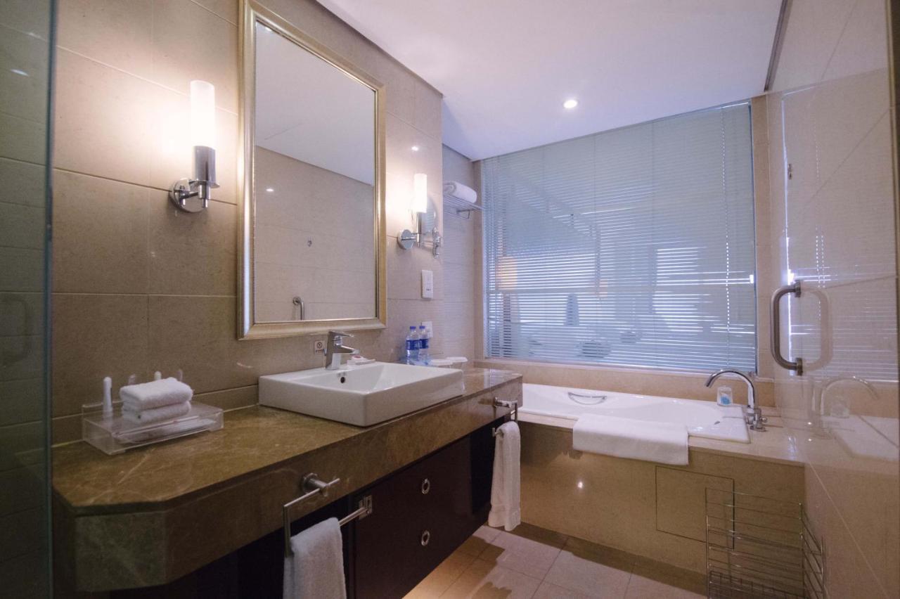 Haiwaihai Crown Hotel Ma'Anshan Exterior photo
